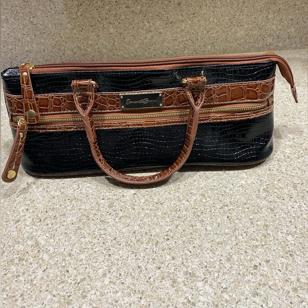 Samantha Brown Insulated Wine Purse